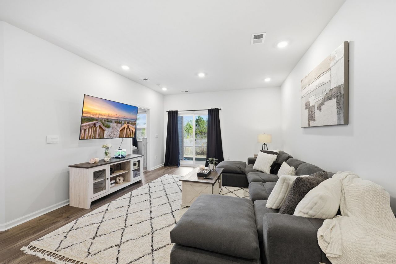 3122 Bells Lake Circle Photo 7