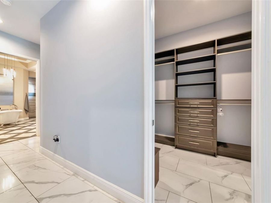 Property Image 81