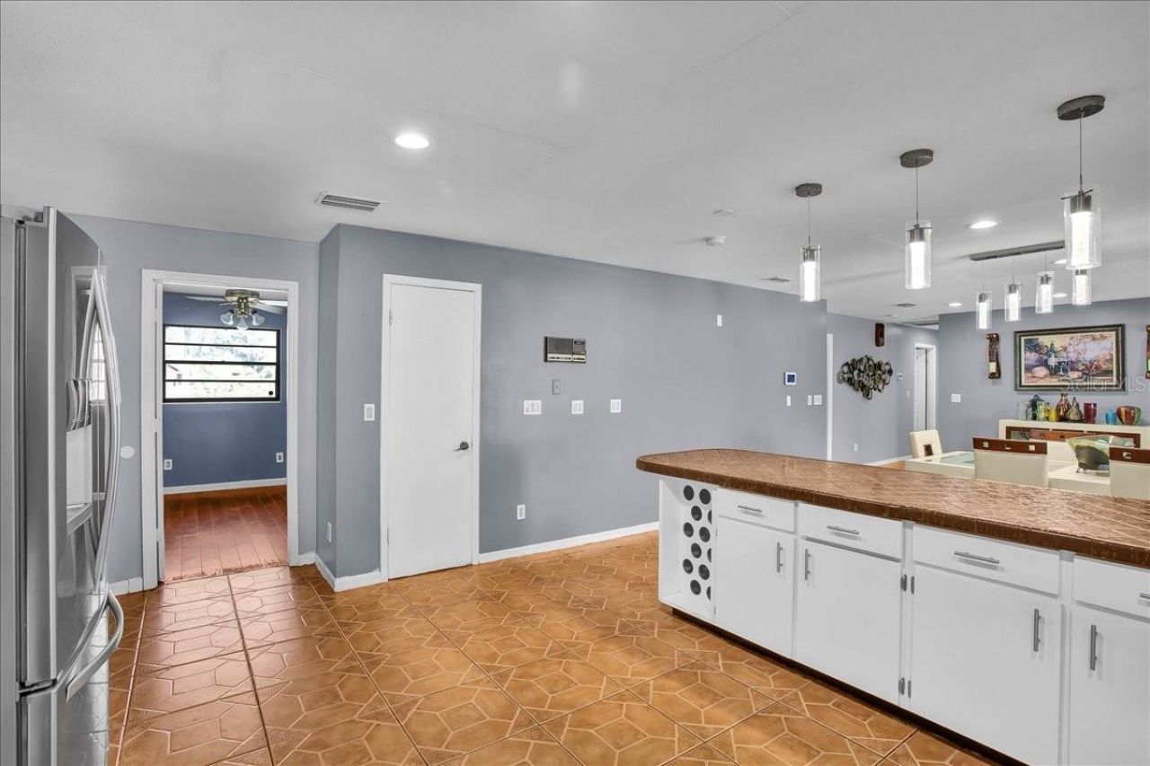 6124 Lynn Road, Tampa, FL 33625 Photo