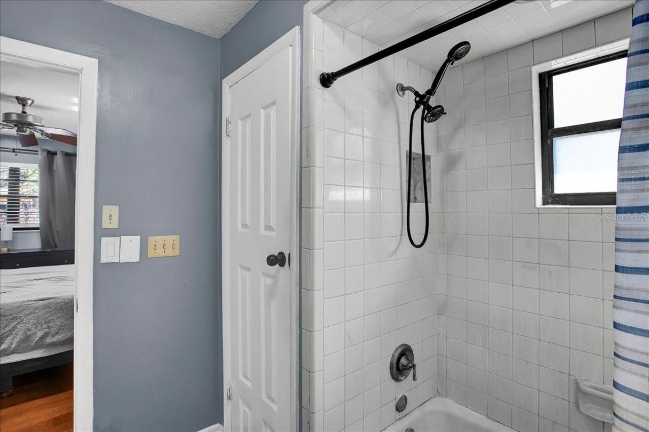 6124 Lynn Road, Tampa, FL 33625 Photo