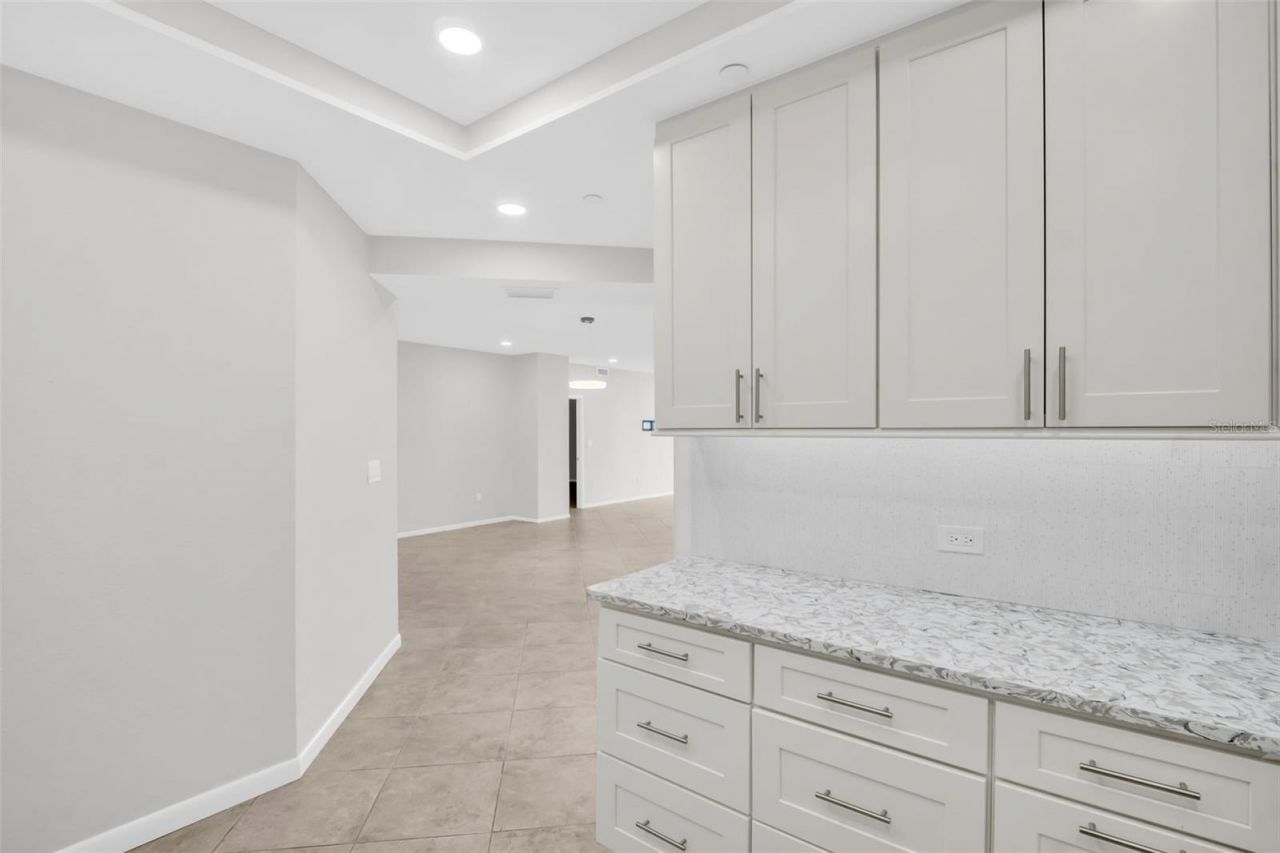 1 Beach Drive Se, Unit 1910, Saint Petersburg, FL 33701 Photo