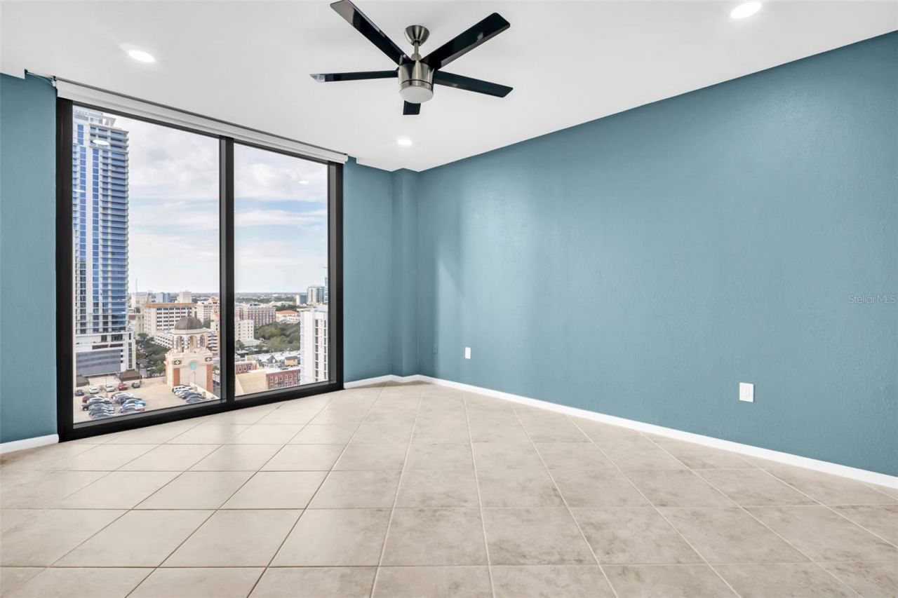 1 Beach Drive Se, Unit 1910, Saint Petersburg, FL 33701 Photo