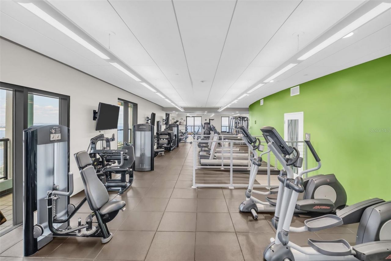 1 Beach Drive Se, Unit 1910, Saint Petersburg, FL 33701 Photo