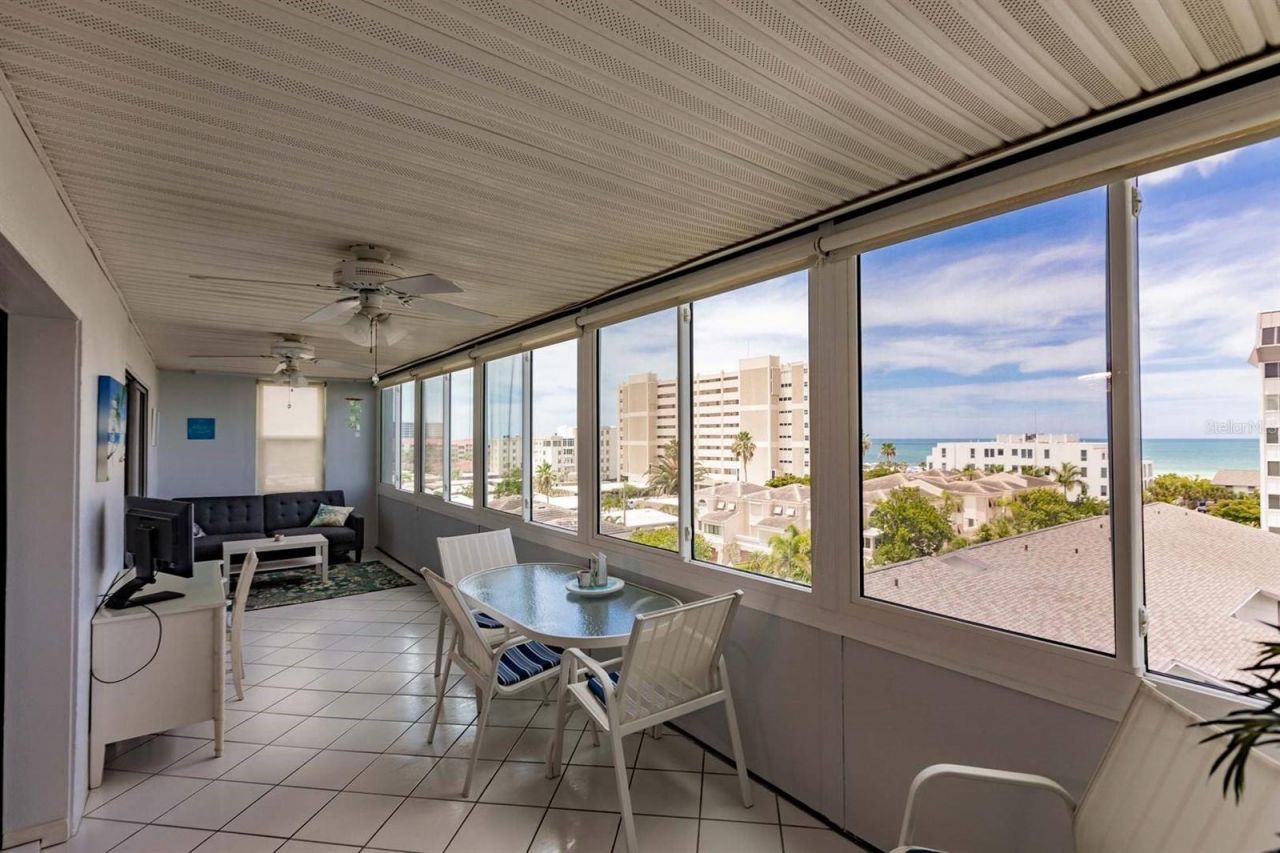 1125 W Peppertree Drive, Unit 501, Sarasota, FL 34242 Photo