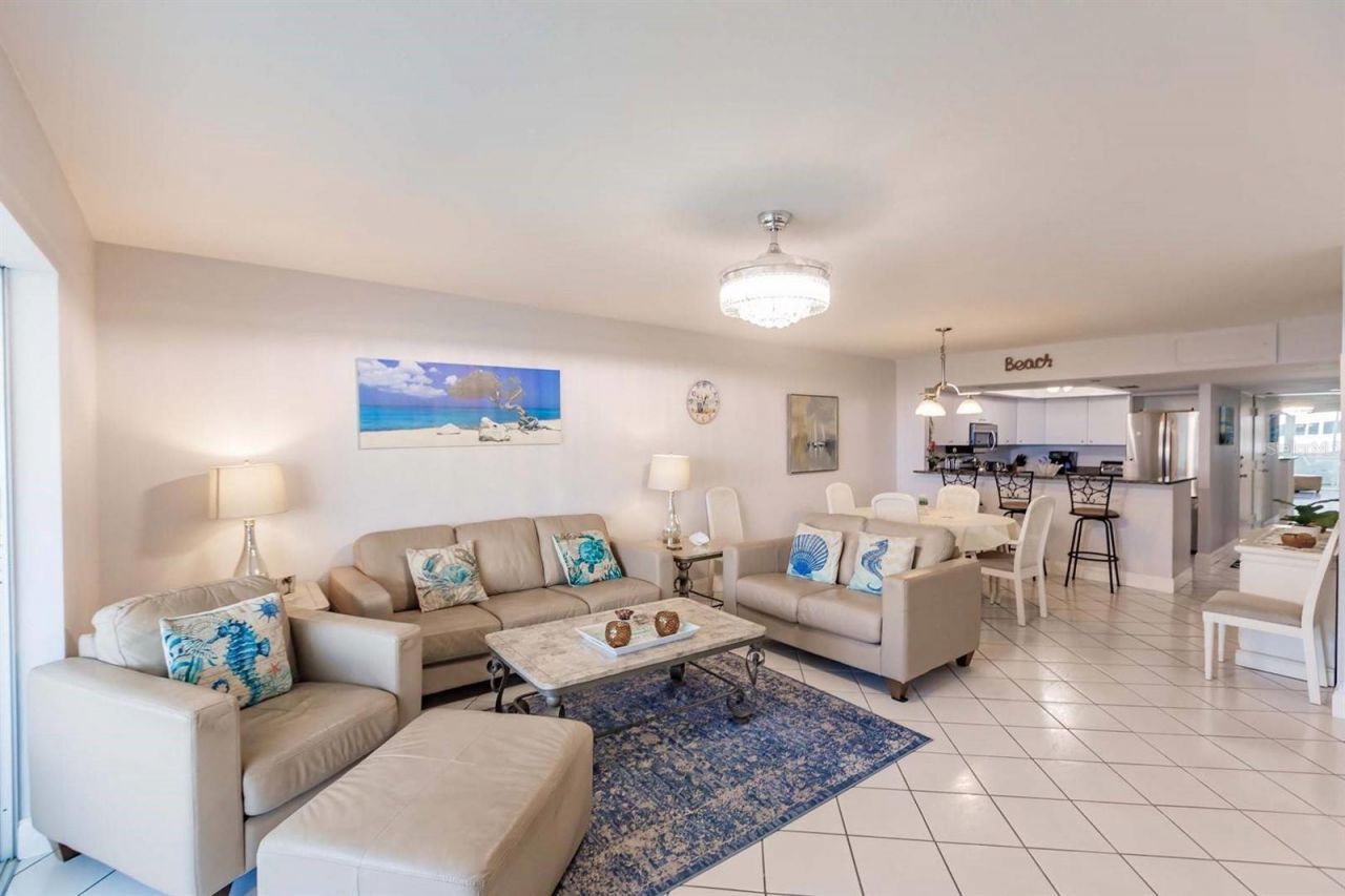 1125 W Peppertree Drive, Unit 501, Sarasota, FL 34242 Photo