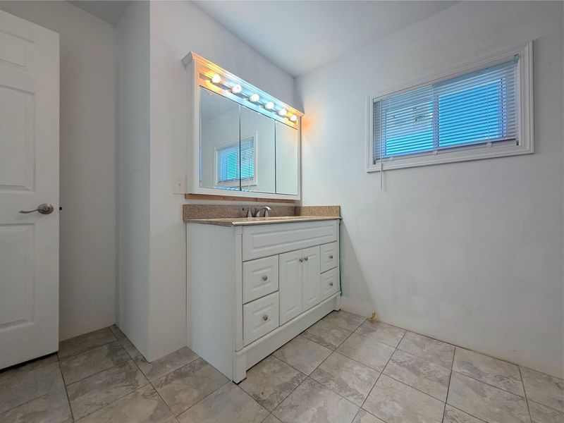 301 N Elm Street, Bellefontaine, OH 43311 Photo 20