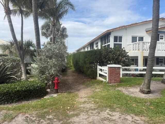 5520 N Ocean Boulevard, Unit 111, Ocean Ridge, FL 33435 Photo