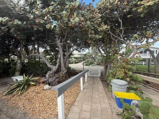 5520 N Ocean Boulevard, Unit 111, Ocean Ridge, FL 33435 Photo