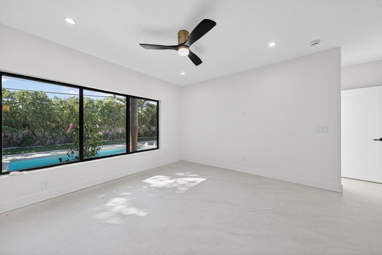 1004 Avon Road, West Palm Beach, FL 33401 Photo