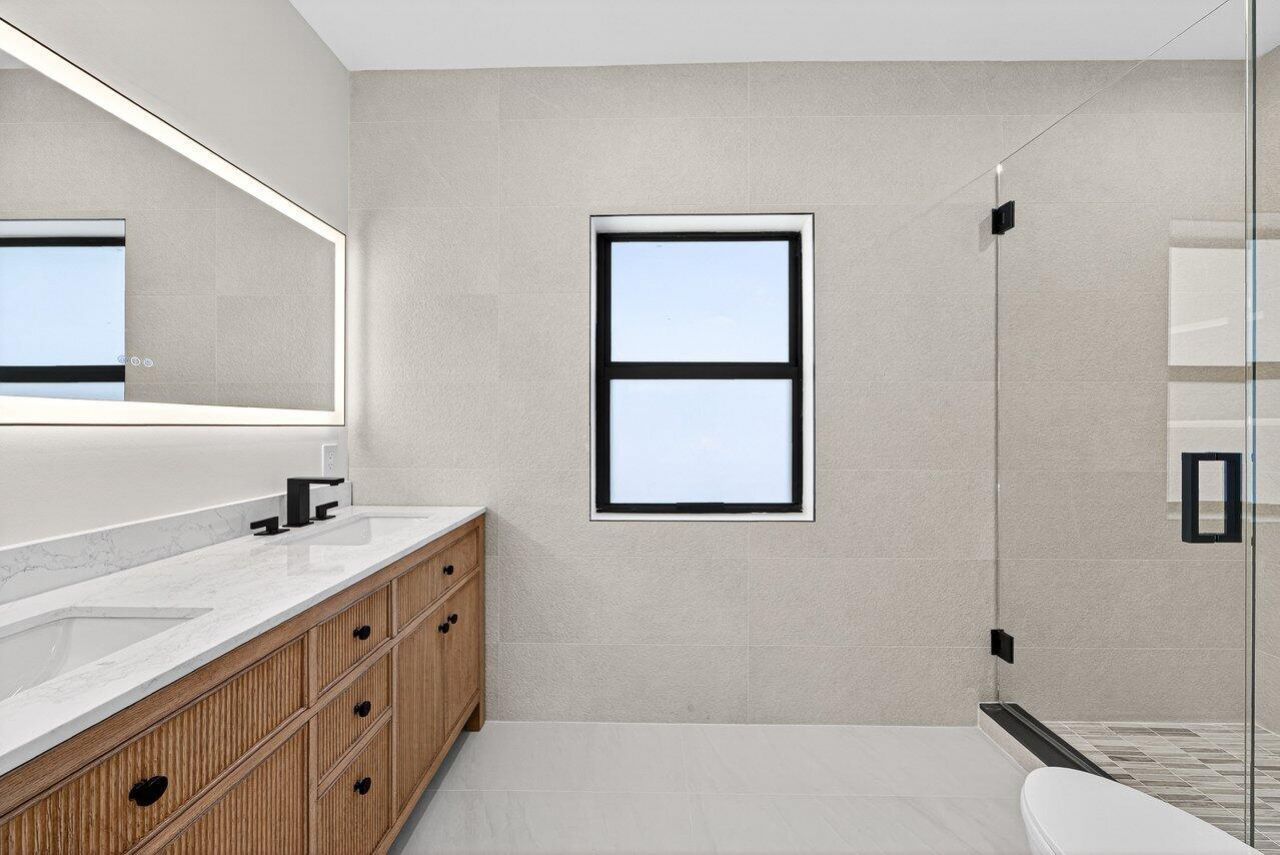 1004 Avon Road, West Palm Beach, FL 33401 Photo