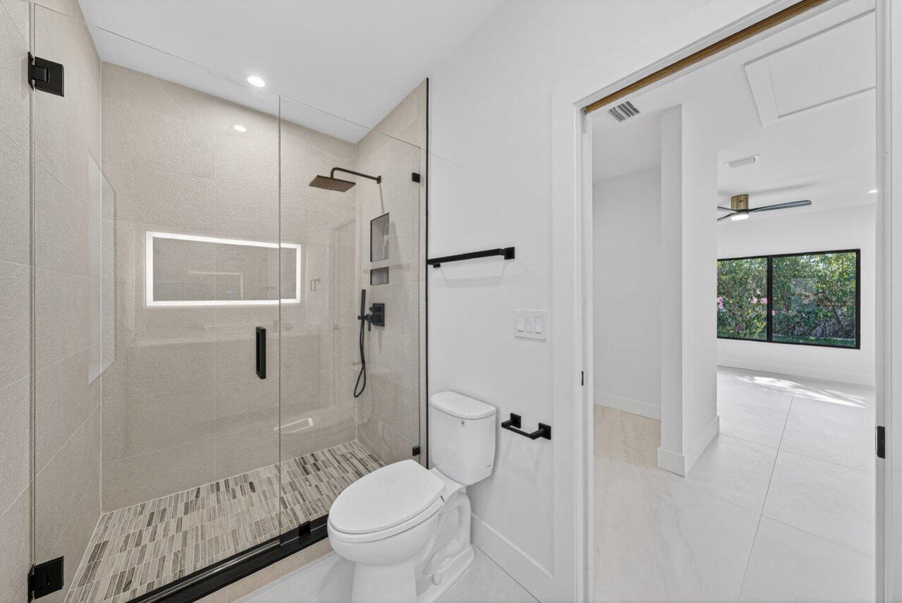 1004 Avon Road, West Palm Beach, FL 33401 Photo