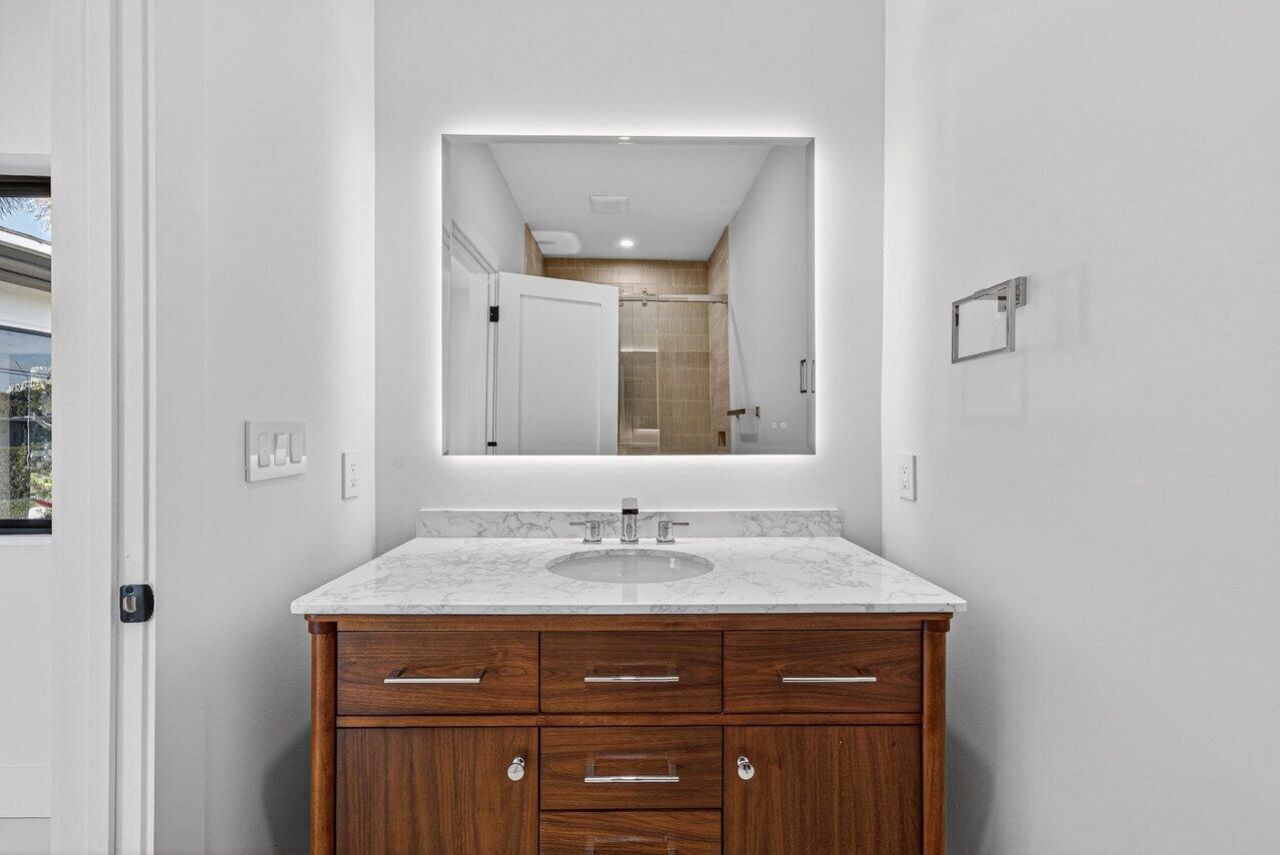 1004 Avon Road, West Palm Beach, FL 33401 Photo