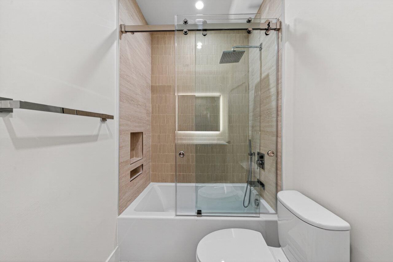 1004 Avon Road, West Palm Beach, FL 33401 Photo