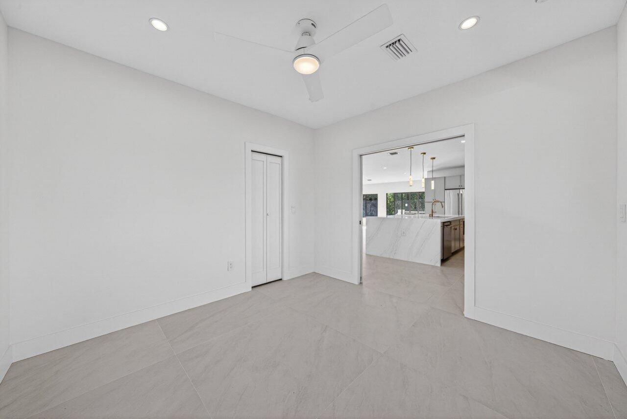 1004 Avon Road, West Palm Beach, FL 33401 Photo