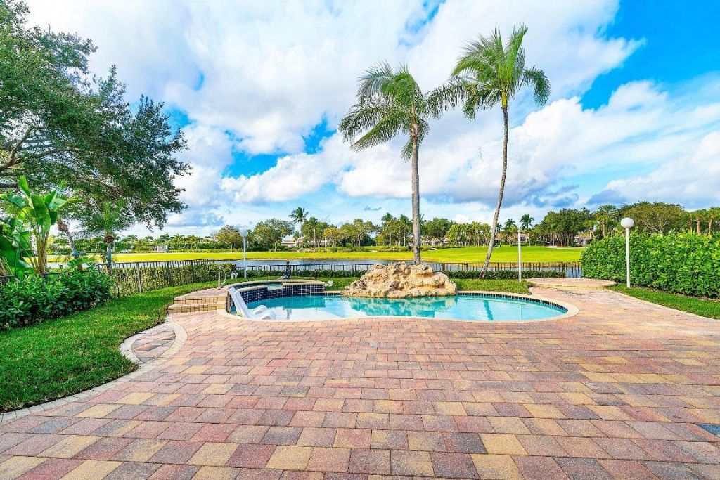 5239 Suffolk Drive, Boca Raton, FL 33496 Photo