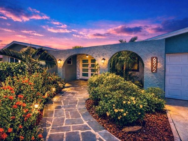 6972 NW 5th Pl, Margate, FL 33063