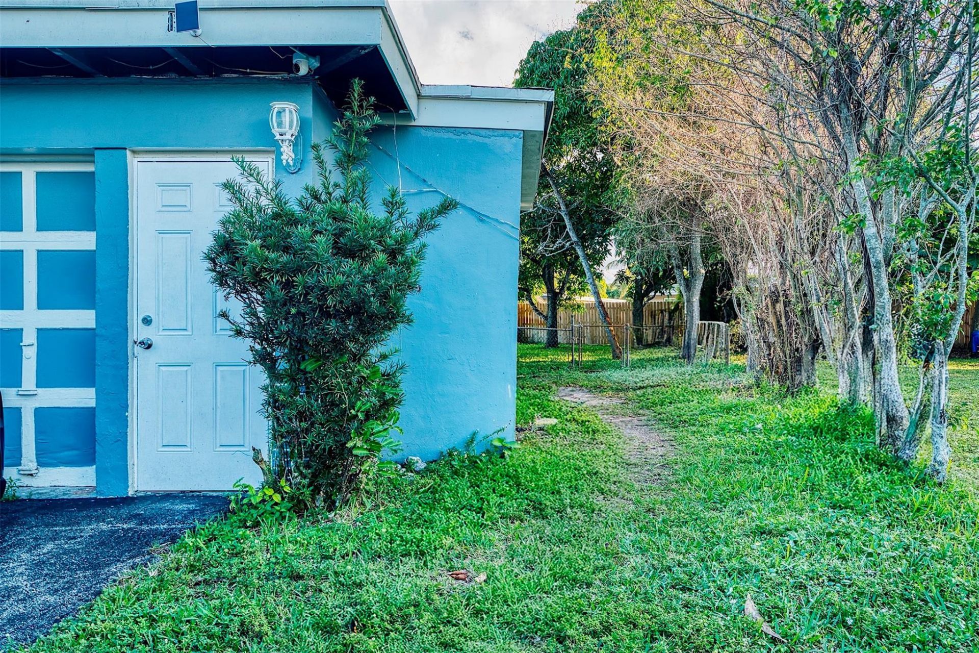 3820 SW 10th Ct, Fort Lauderdale, FL 33312 Photo