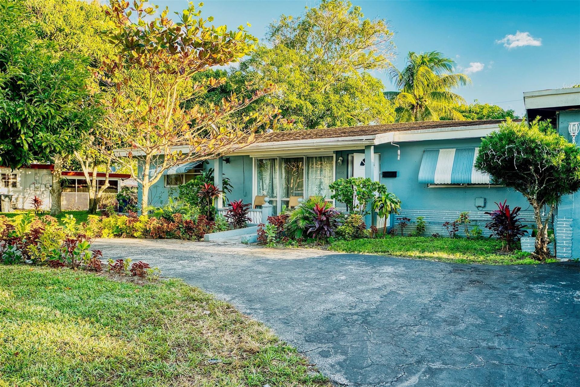 3820 SW 10th Ct, Fort Lauderdale, FL 33312 Photo