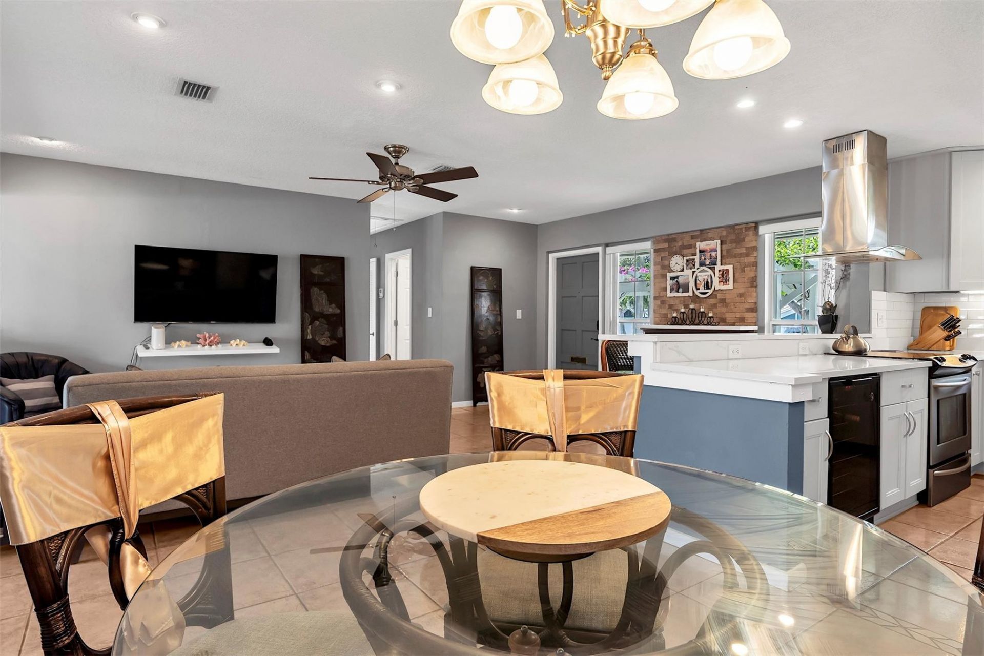 2100 SW 23rd Terrace, Fort Lauderdale, FL 33312 Photo