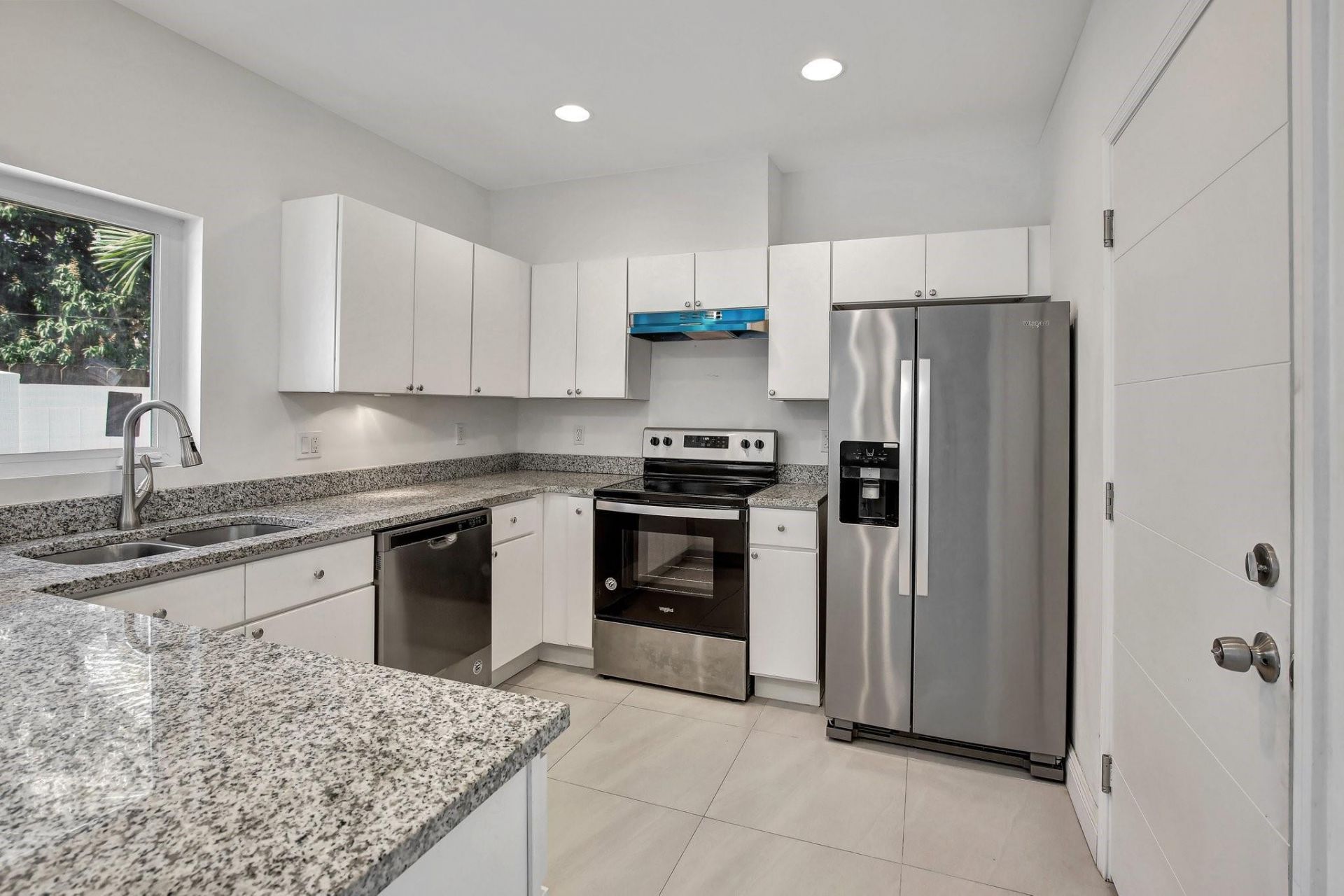 1106 S 20th Avenue, Hollywood, FL 33020 Photo