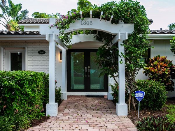 1806 NE 22nd Terrace, Fort Lauderdale, FL 33305