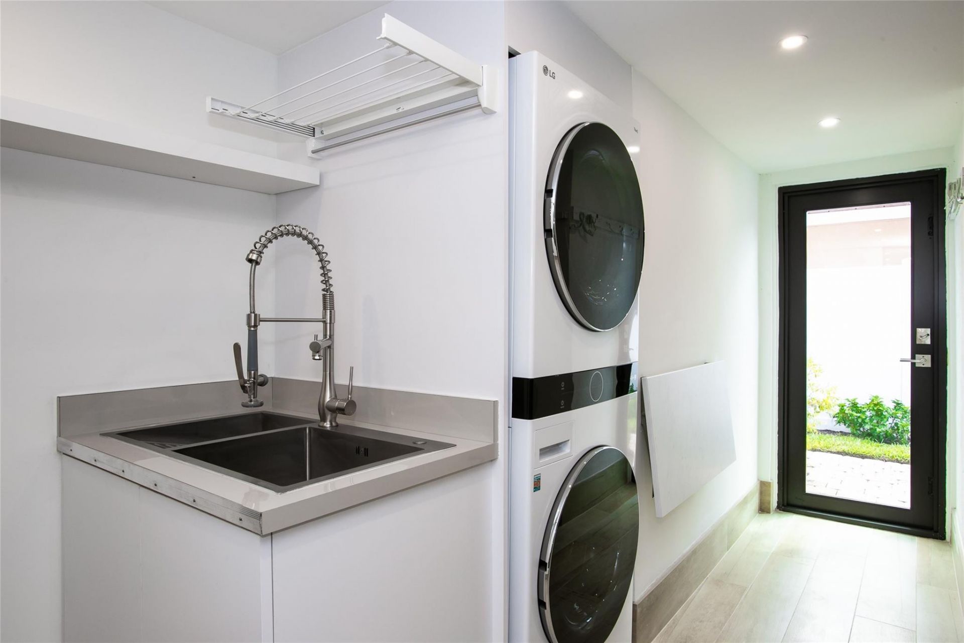 1806 NE 22nd Ter, Fort Lauderdale, FL 33305 Photo