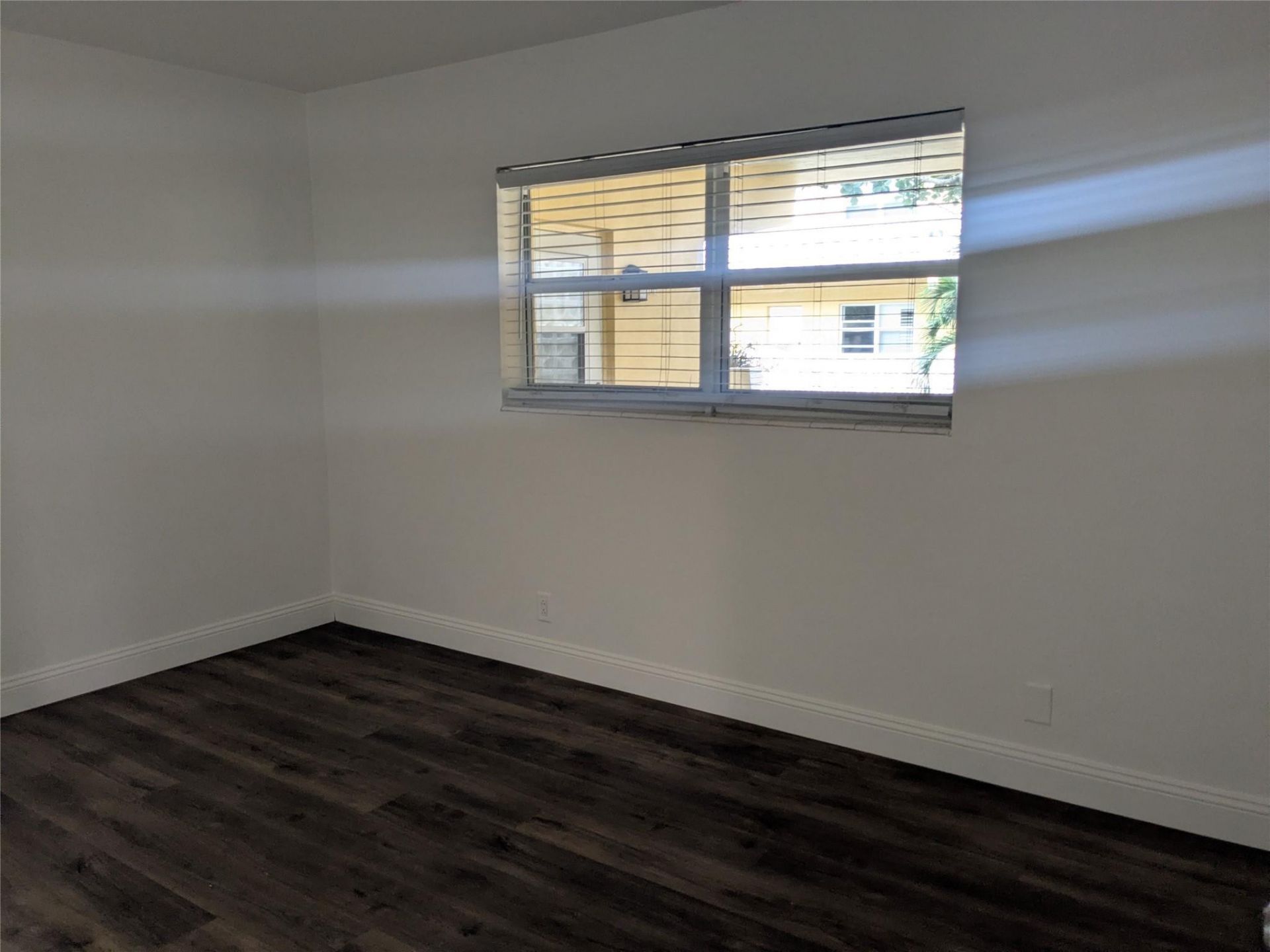 815 Middle River Drive, Unit 215, Fort Lauderdale, FL 33304 Photo