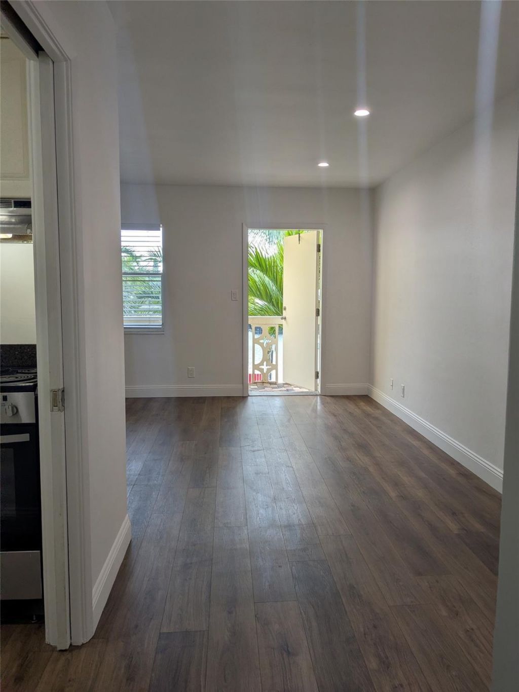 815 Middle River Drive, Unit 215, Fort Lauderdale, FL 33304 Photo