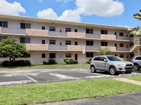 5985 Del Lago Circle, Unit 223, Sunrise, FL 33313