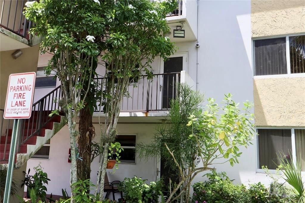 5985 Del Lago Circle, Unit 223, Sunrise, FL 33313 Photo