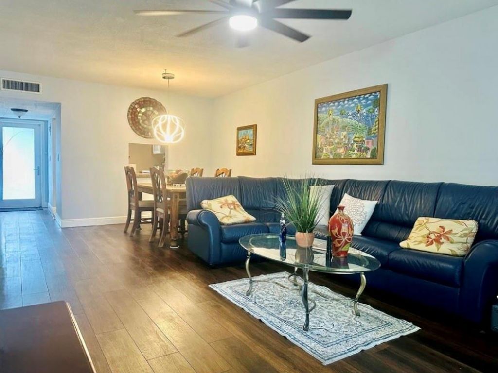 5985 Del Lago Circle, Unit 223, Sunrise, FL 33313 Photo