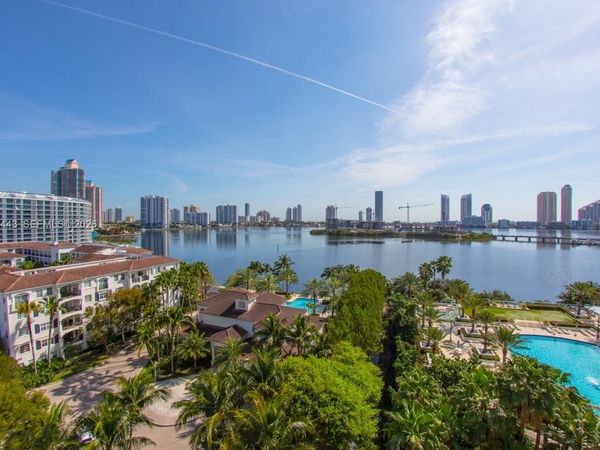 3301 NE 183rd St , Unit 902, Aventura, FL 33160