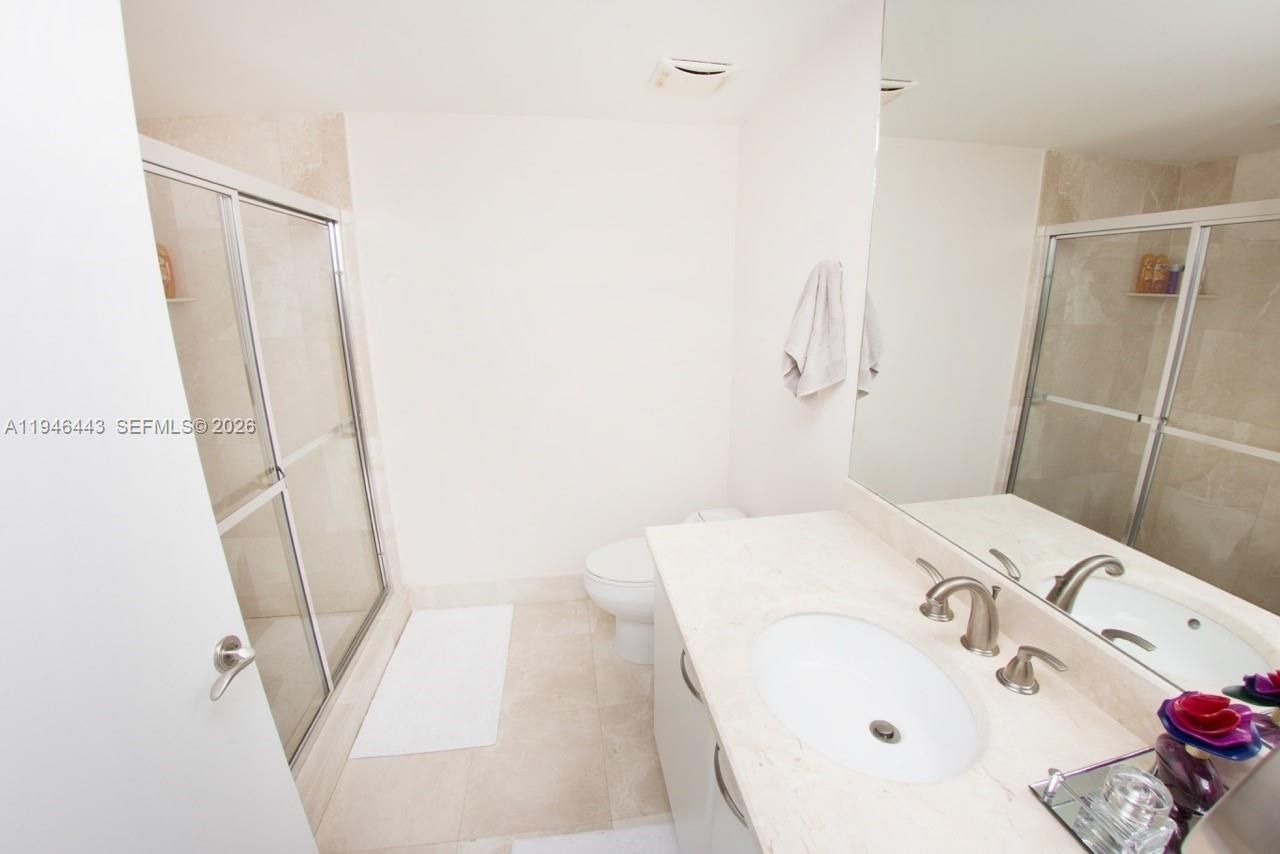 3301 NE 183rd St , Unit 902, Aventura, FL 33160 Photo