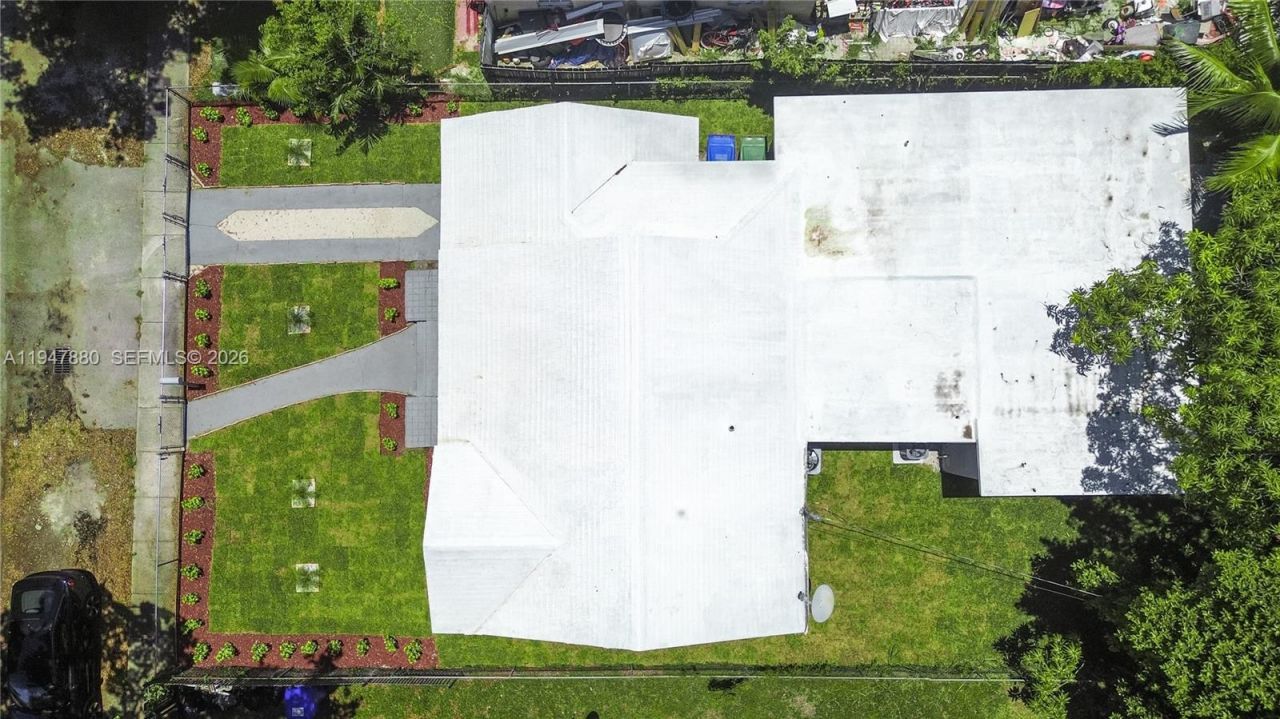 1051 NW 63rd St , Miami, FL 33150 Photo