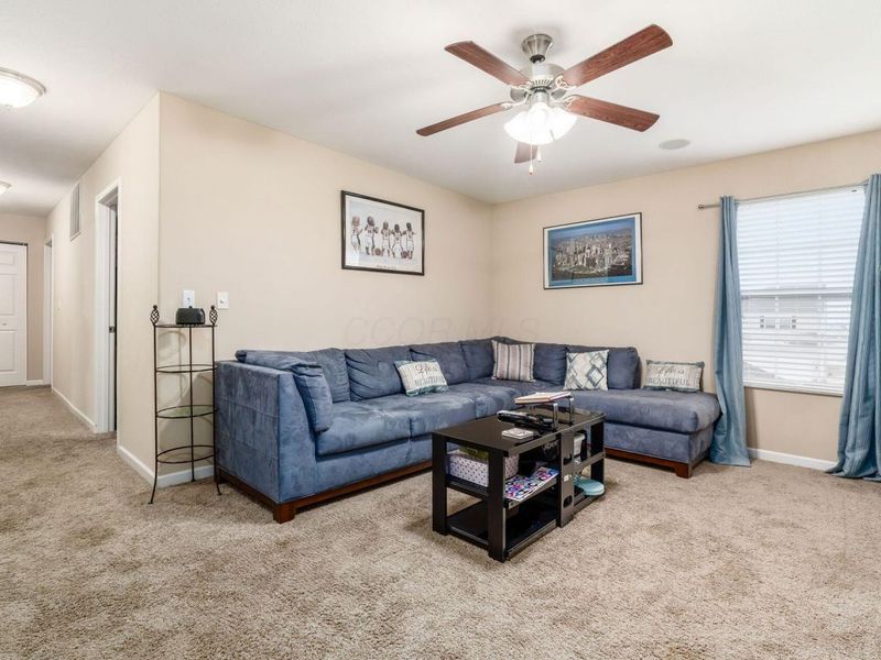 1005 Legacy Lane, Pataskala, OH 43062 Photo 14