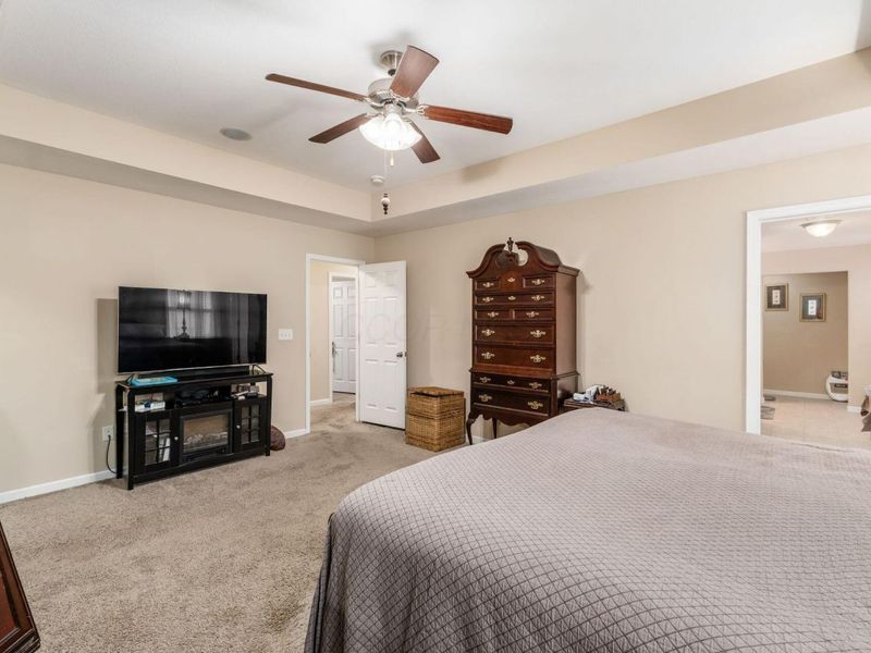 1005 Legacy Lane, Pataskala, OH 43062 Photo 18