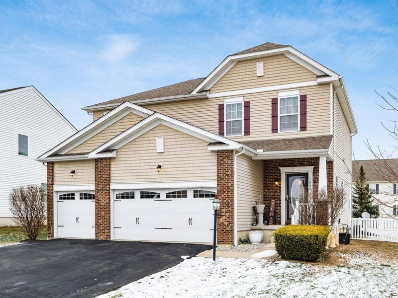 1005 Legacy Lane, Pataskala, OH 43062 Photo 2