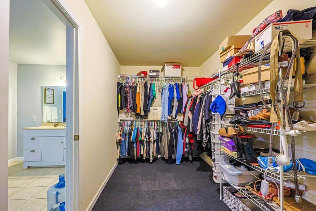 229 Oak Lea Dr. Photo 14