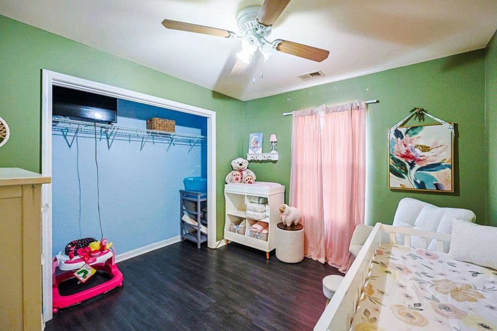 229 Oak Lea Dr. Photo 22