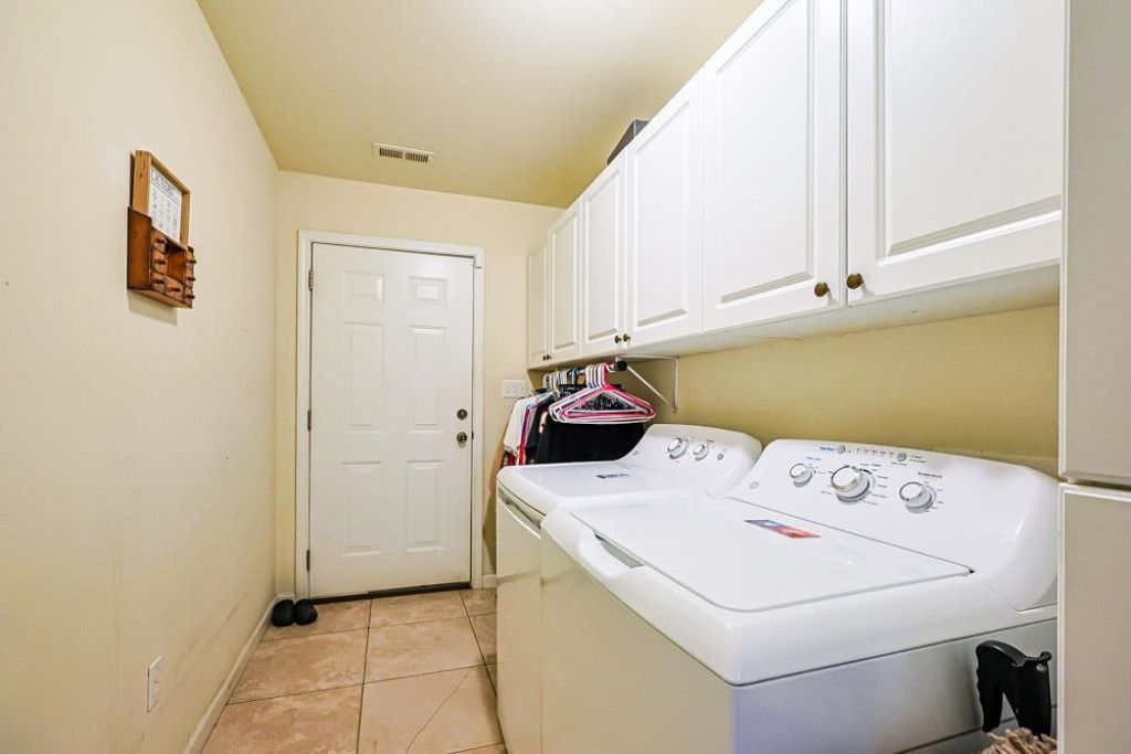 229 Oak Lea Dr. Photo 25