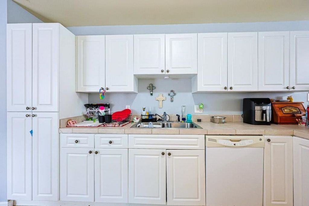 229 Oak Lea Dr. Photo 7