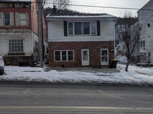 25 27 W MAIN STREET, GIRARDVILLE, PA 17935