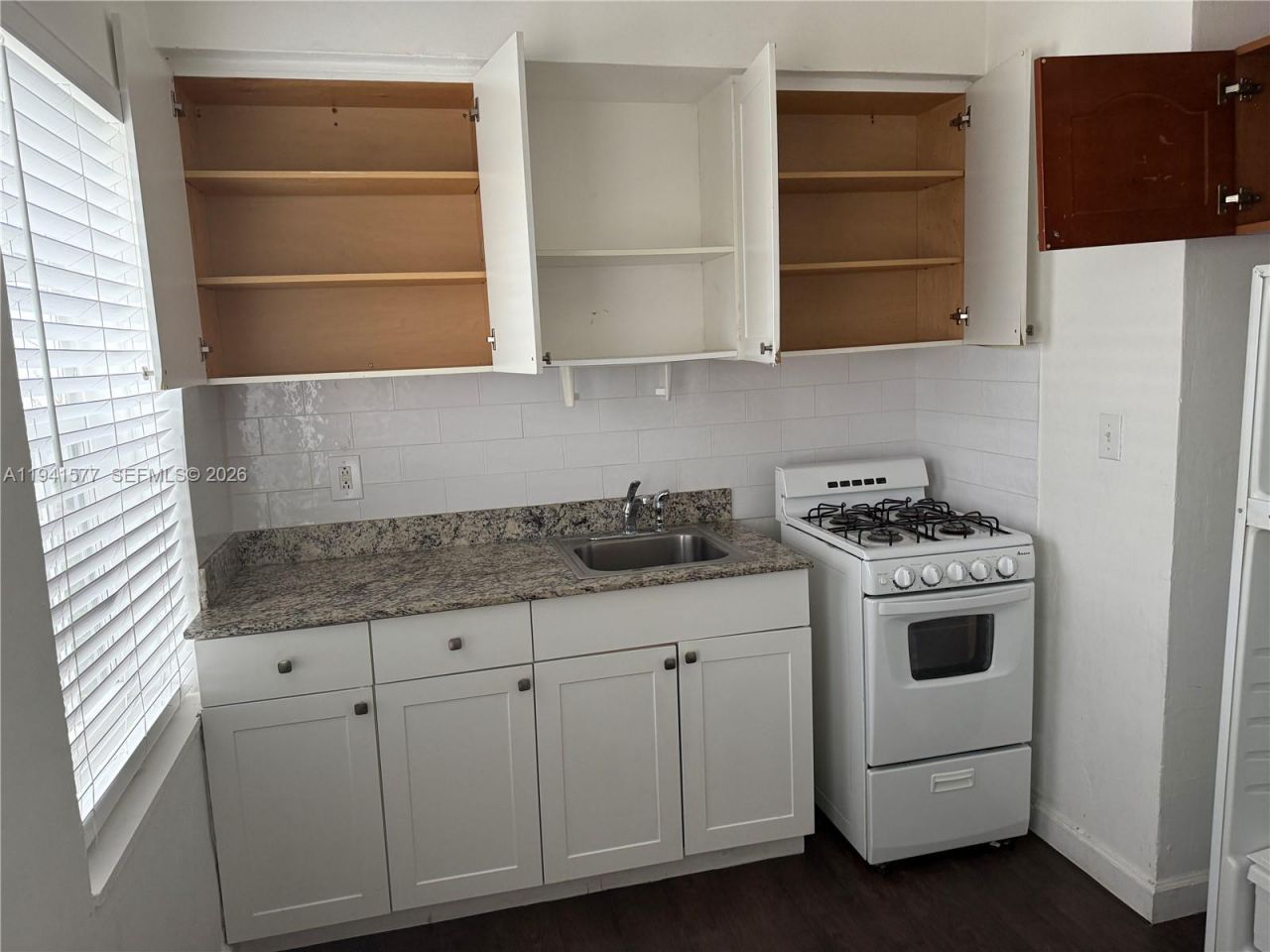 7611 Harding Ave, Unit 7, Miami Beach, FL 33141 Photo