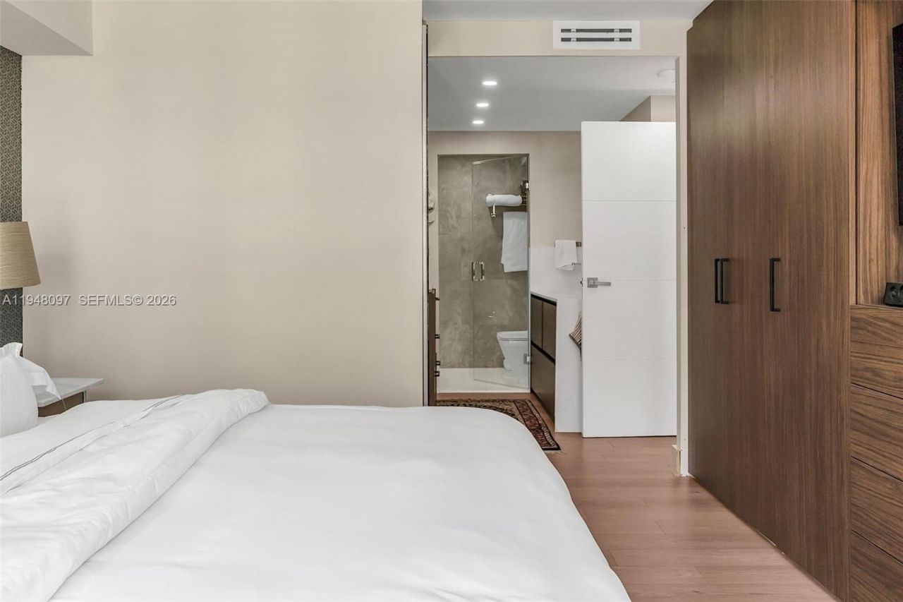 1865 Brickell Avenue, Unit A1501, Miami, FL 33129 Photo