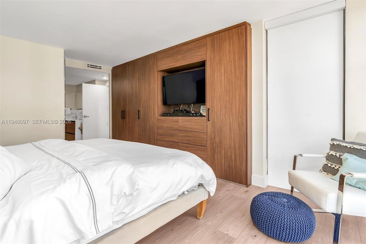 1865 Brickell Avenue, Unit A1501, Miami, FL 33129 Photo