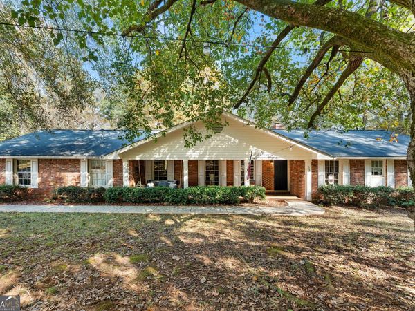 13 E Lakeshore Drive SE, Rome, GA 30161