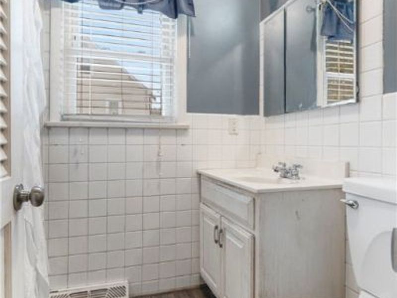 210 Davenport Avenue, Akron, OH 44312 Photo 16