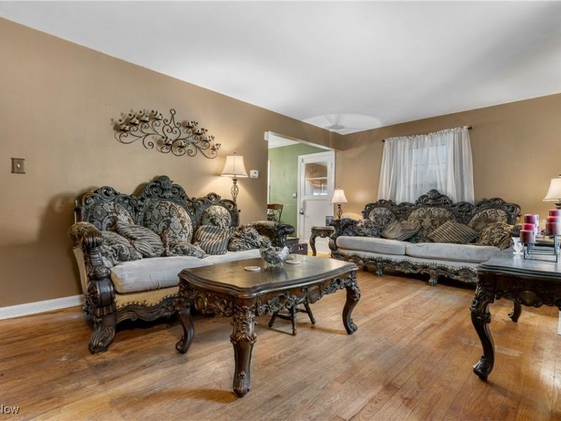 210 Davenport Avenue, Akron, OH 44312 Photo 6