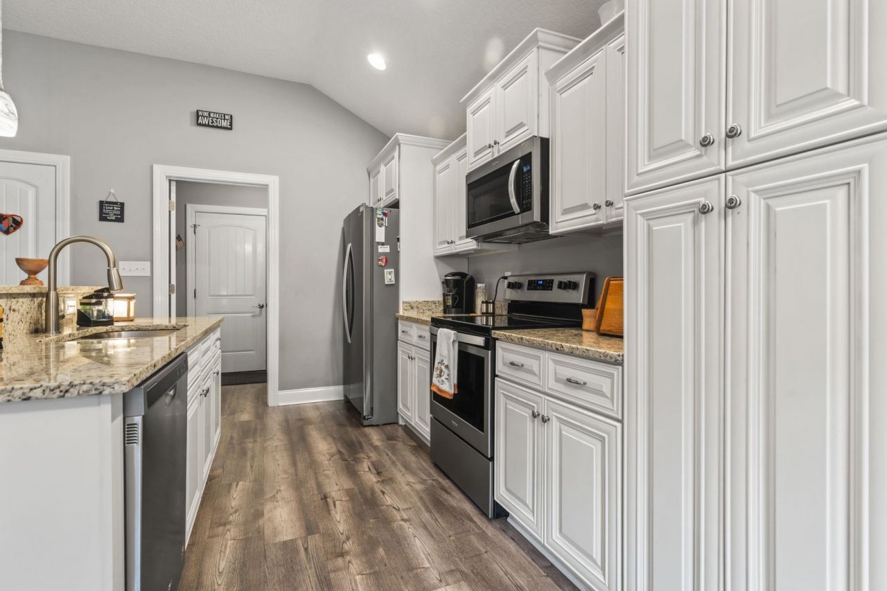 1930 West Homewood Rd. Photo 11