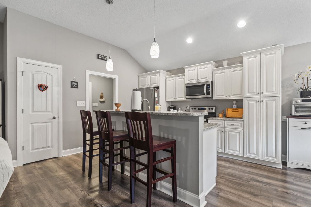 1930 West Homewood Rd. Photo 13